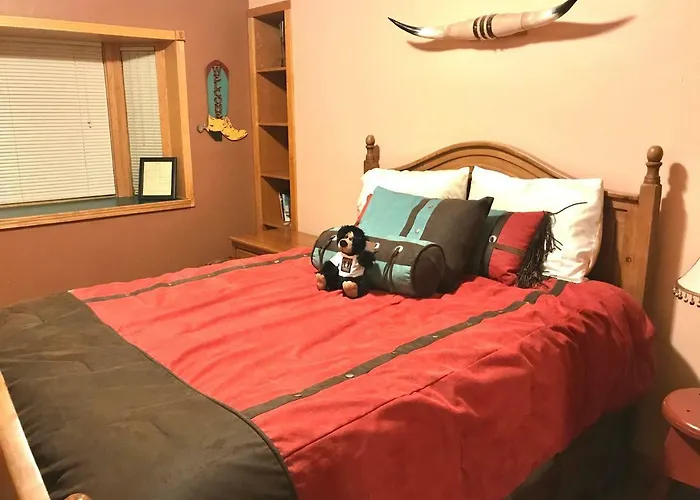 Cheap hotel: Cowboy'S Lodge